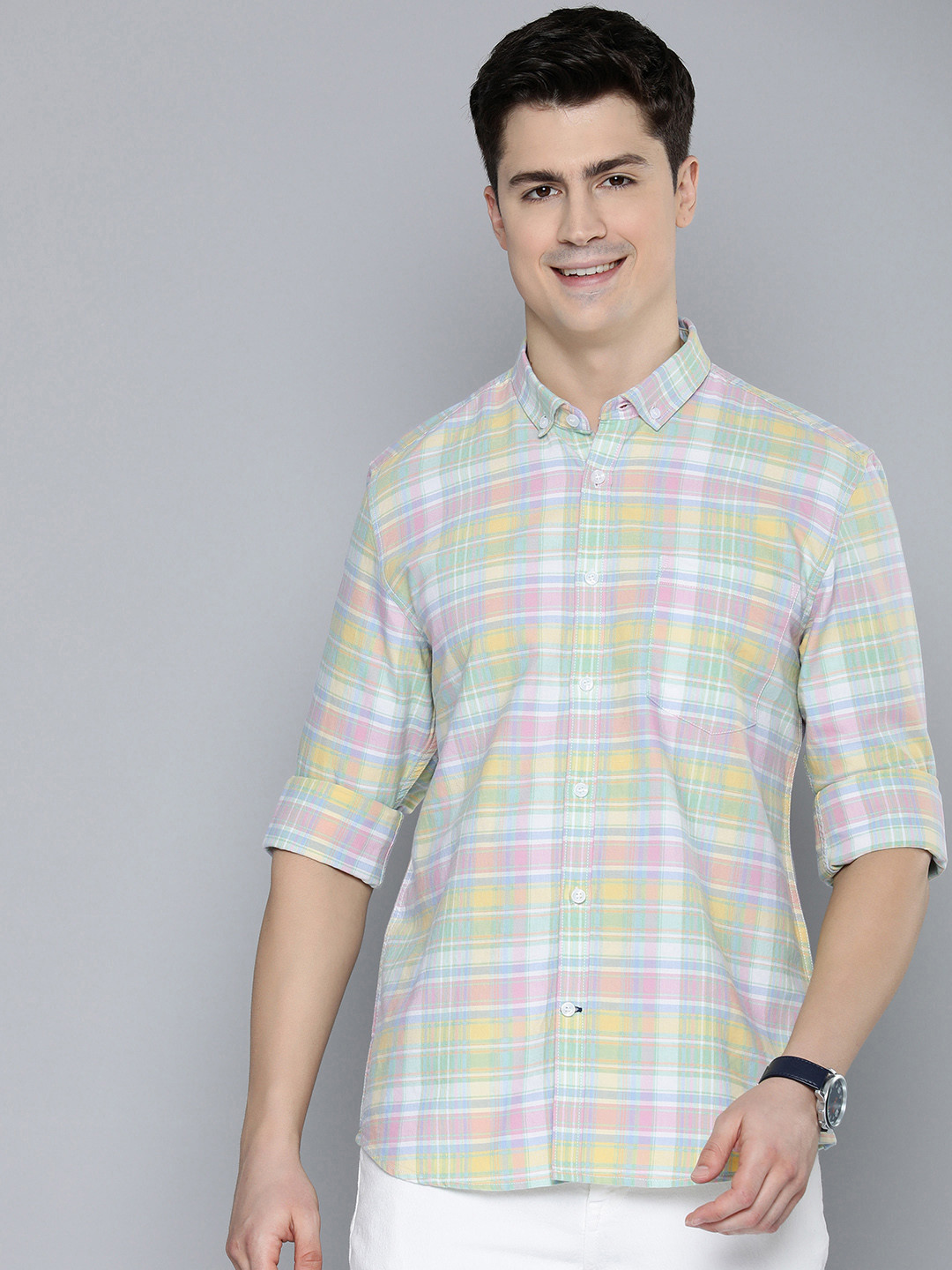 

Mast & Harbour Men Green Standard Tartan Checks Opaque Checked Casual Shirt