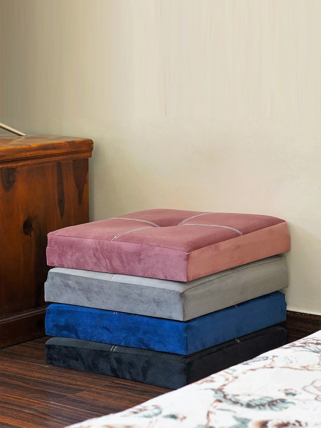 

THE ARTMENT Blue & Pink 4-Pieces Portable Velvet Pouffe
