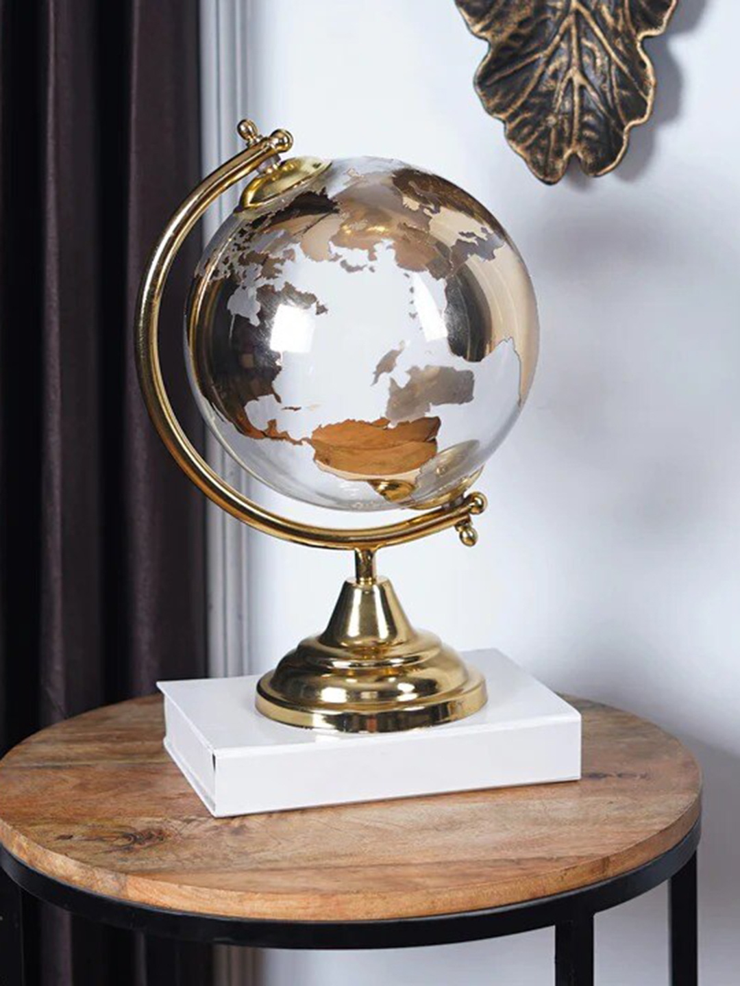 

THE ARTMENT Gold-Toned & White Textured Globe Glass Showpiece