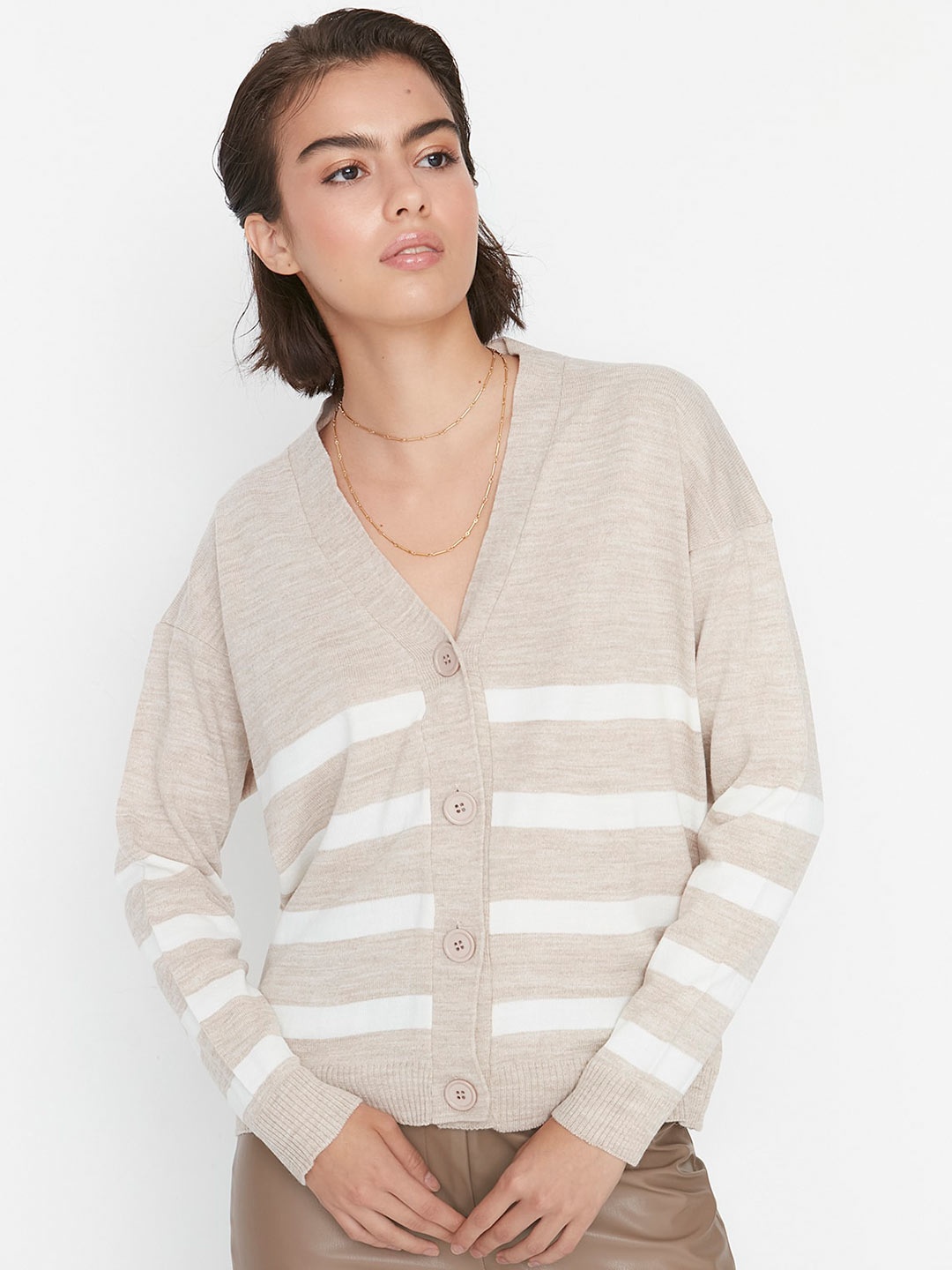 

Trendyol V-Neck Acrylic Sweater, Beige