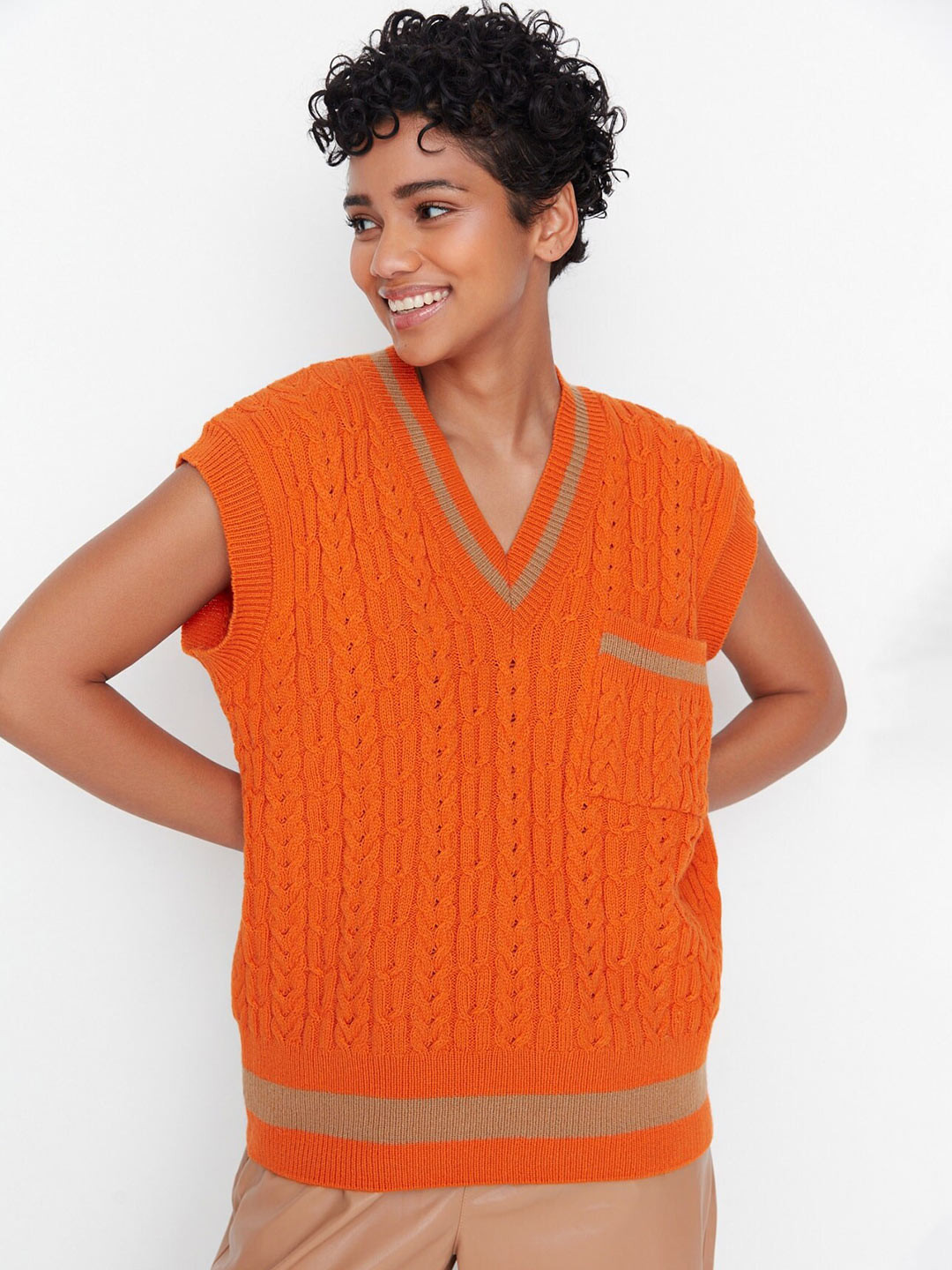 

Trendyol Cable Knits V-Neck Sleeveless Sweater Vest, Orange
