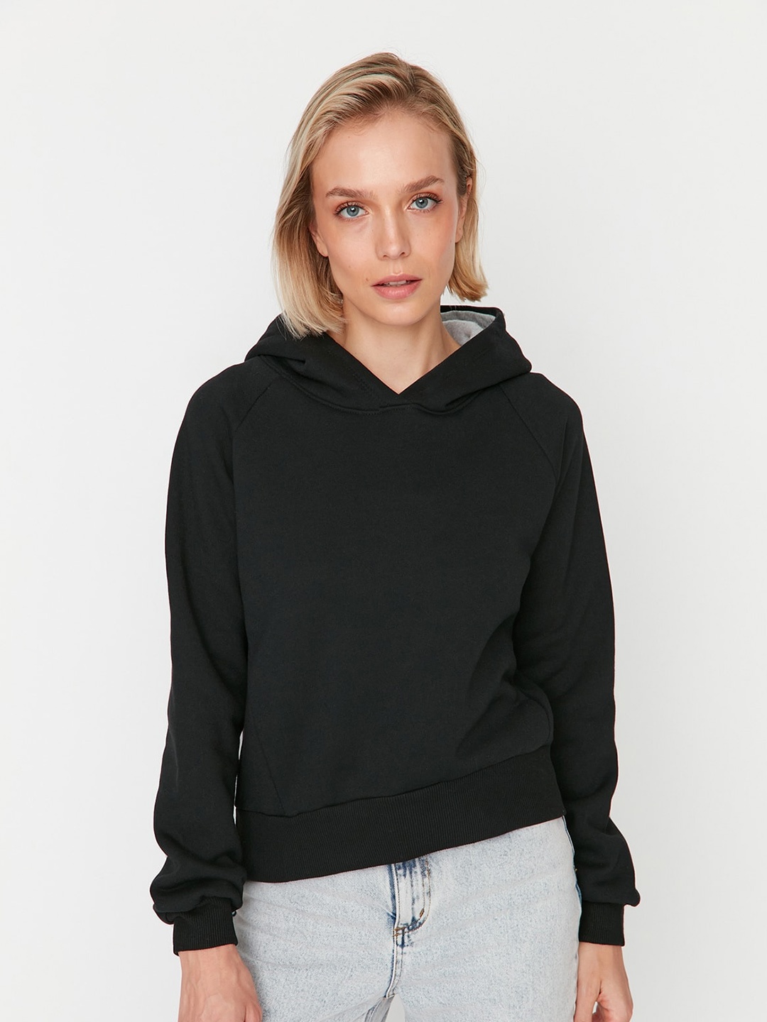 

Trendyol Hooded Pullover Sweatshirt, Na