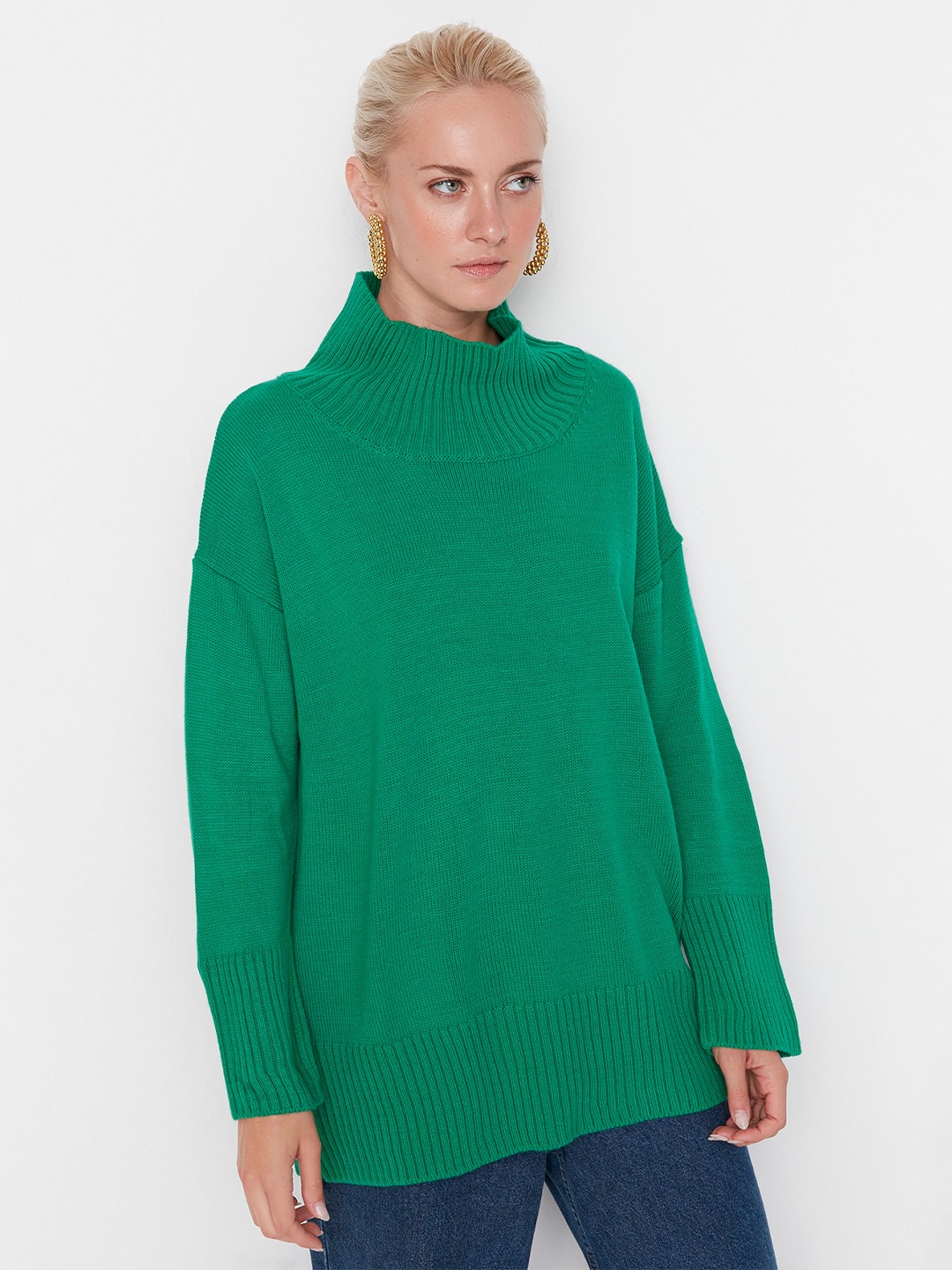 

Trendyol High Neck Drop Shoulder Sleeves Acrylic Pullover, Green