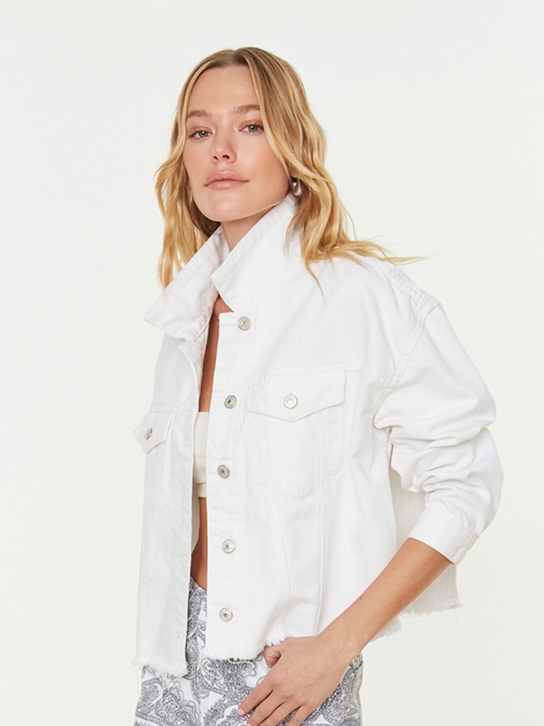 

Trendyol Spread Collar Pure Cotton Denim Jacket, White