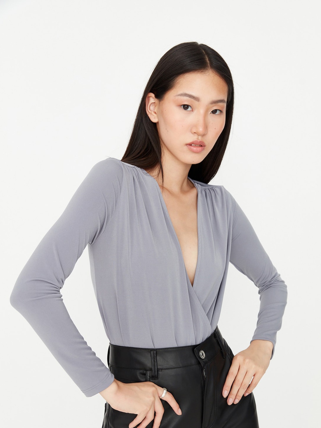 

Trendyol V-Neck Long Sleeves Wrap Top, Grey