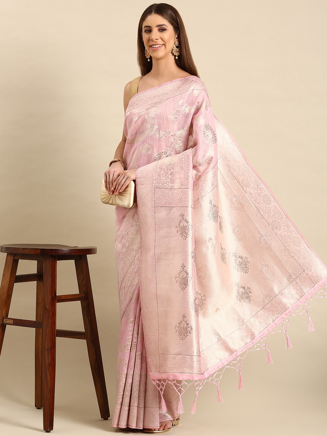 

Mitera Woven Design Floral Zari Art Silk Banarasi Saree, Pink