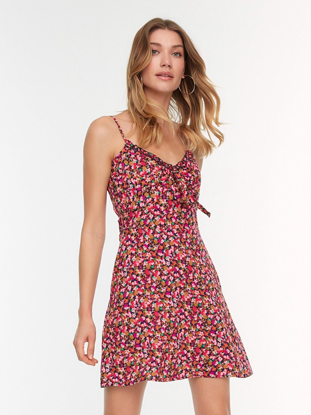 

Trendyol Shoulder Straps Floral Printed A-Line Mini Dress, Pink