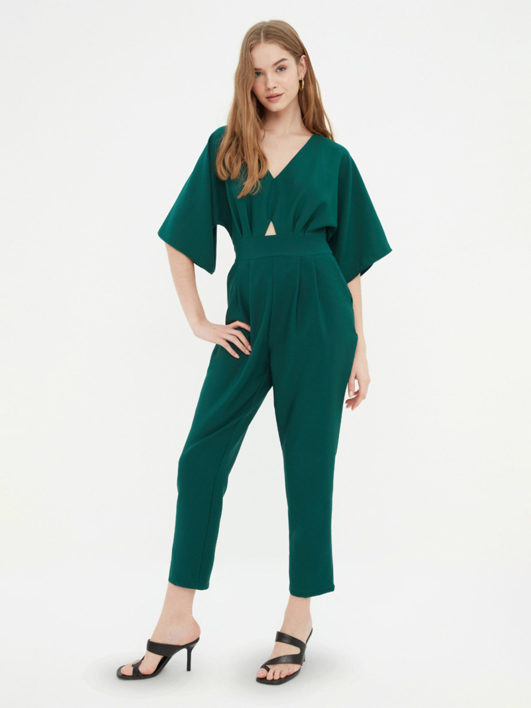 

Trendyol V-Neck Cut-Out Detail Basic Jumpsuit, Green