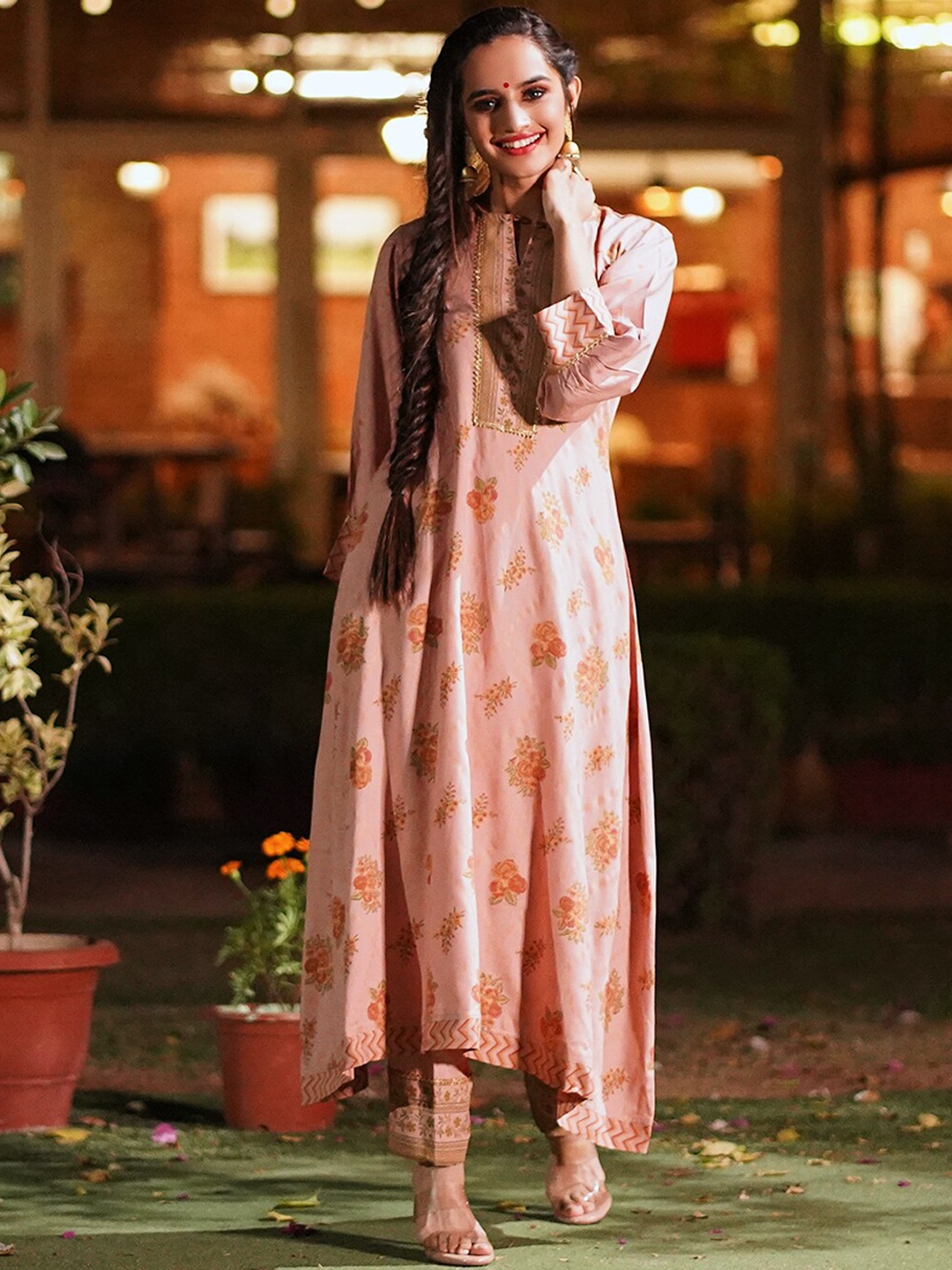 

Rustorange Floral Printed Regular Gotta Patti Kurta with Trousers, Coral