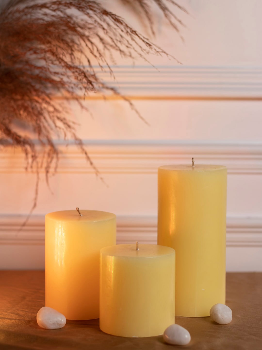 

Dhrohar Scented Arabian Mystique 3 Pieces Yellow Coffee Ivory Pillar Candles