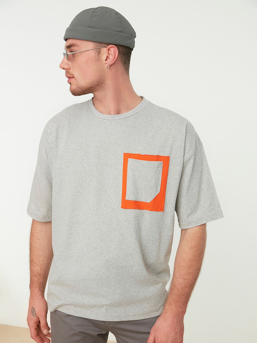 

Trendyol Round Neck Pocket T-shirt, Grey