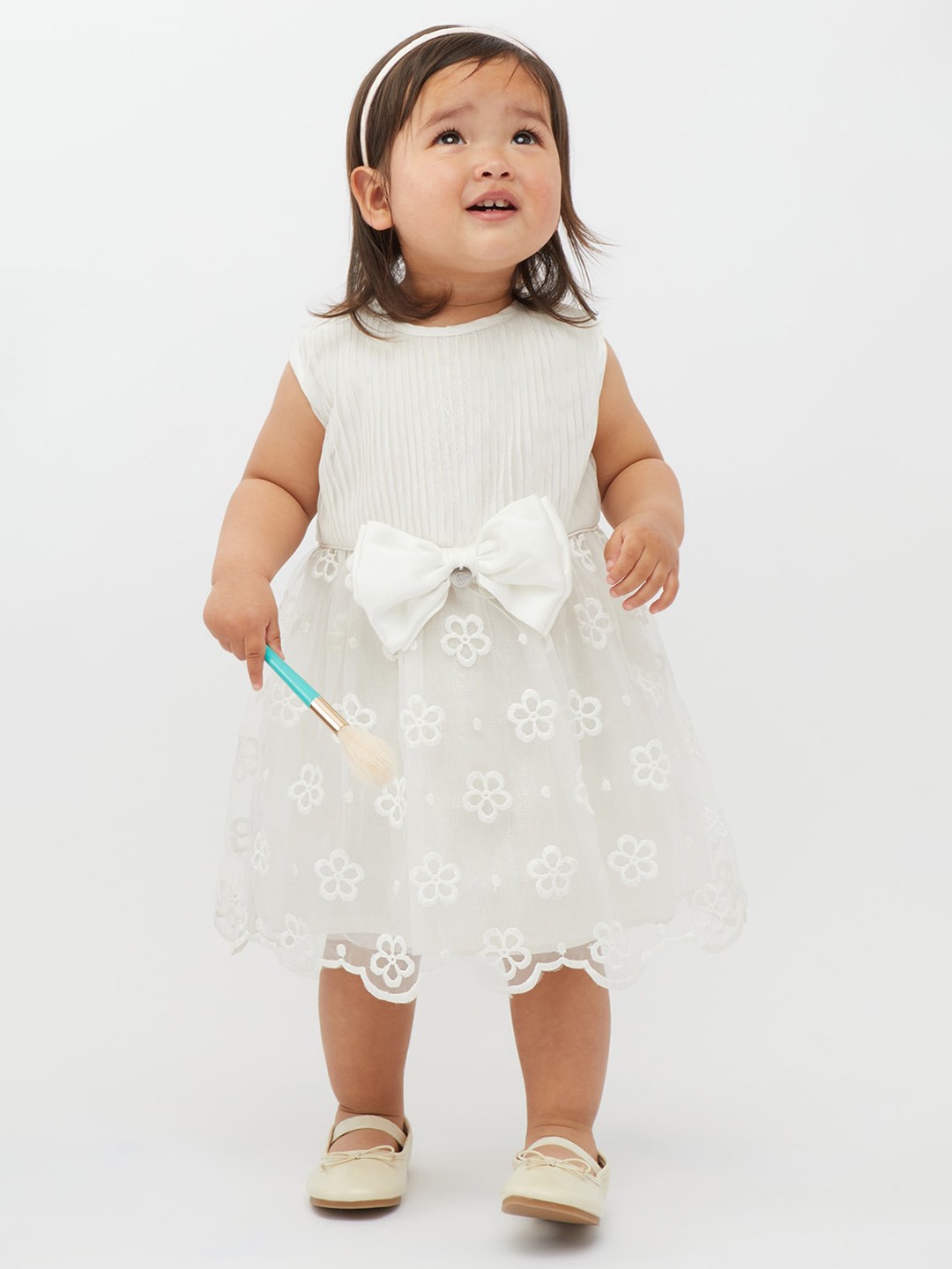 

One Friday Infant Girls Floral Embroidered Bow Detail Fit & Flare Dress, Off white