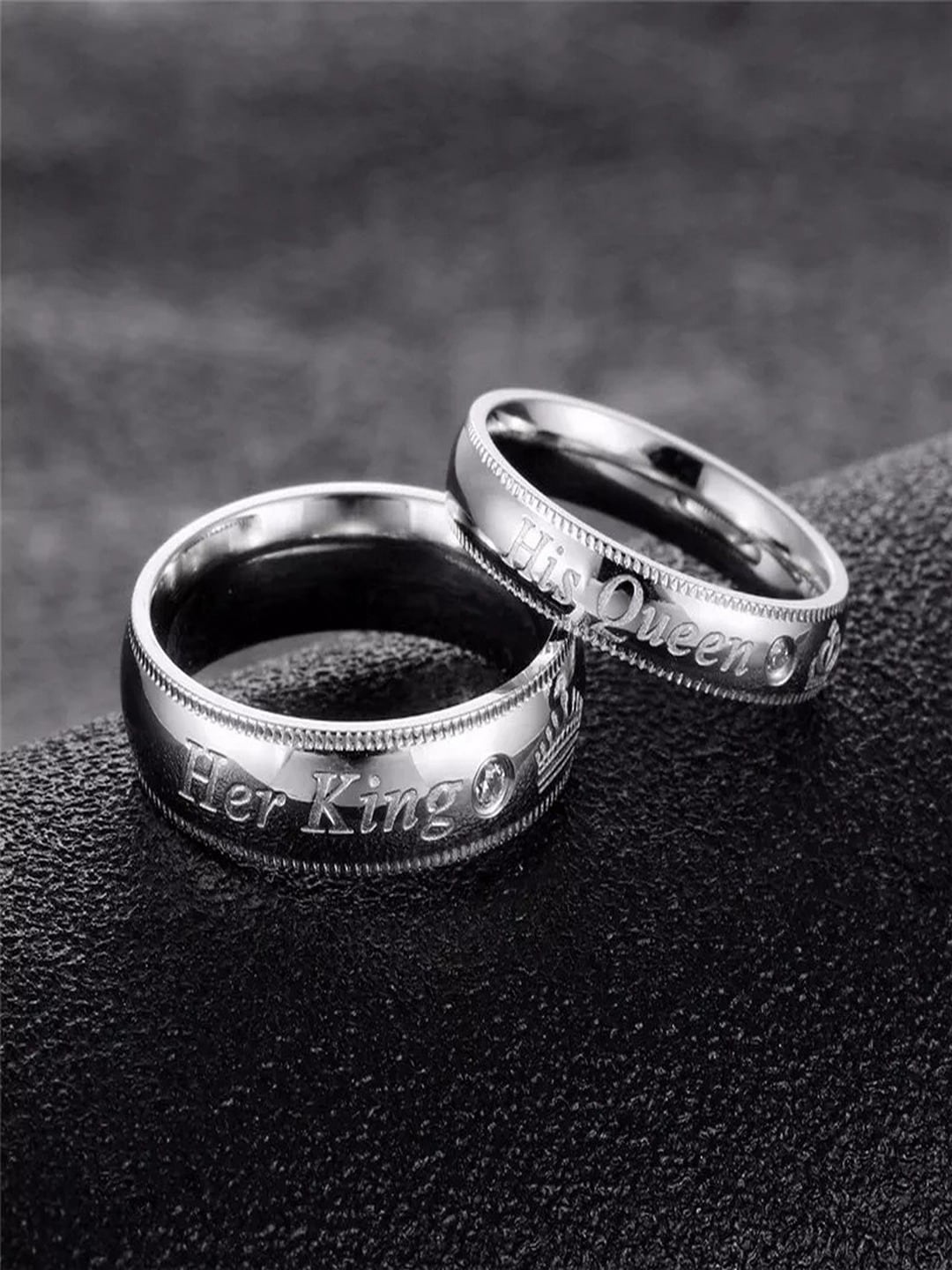 

University Trendz Set Of 2 Silver-Plated King & Queen Couple Finger Ring Set
