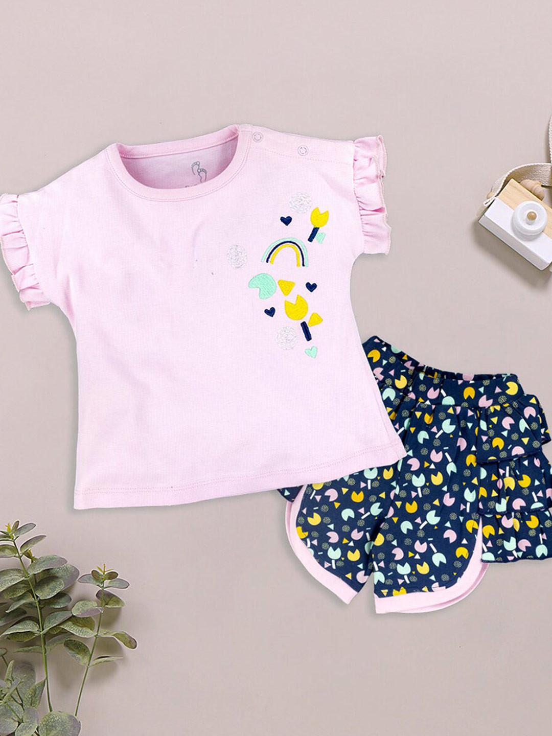 

BABY GO Infants Girls Printed Cotton T-shirt With Shorts, Pink