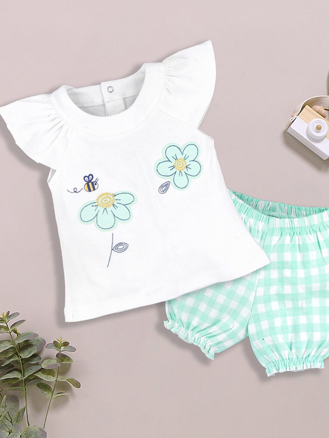 

BABY GO Infants Girls Printed Pure Cotton T-shirt With Shorts Set, Blue
