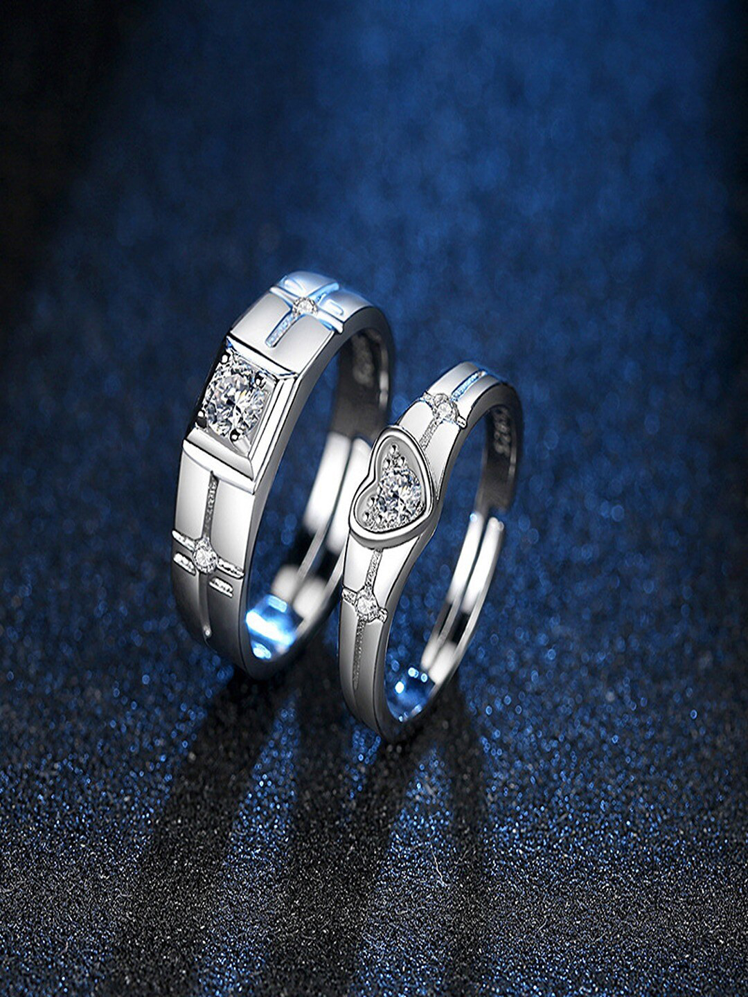

UNIVERSITY TRENDZ Set Of 2 Silver-Plated Heart Crystal Studded Couple Rings