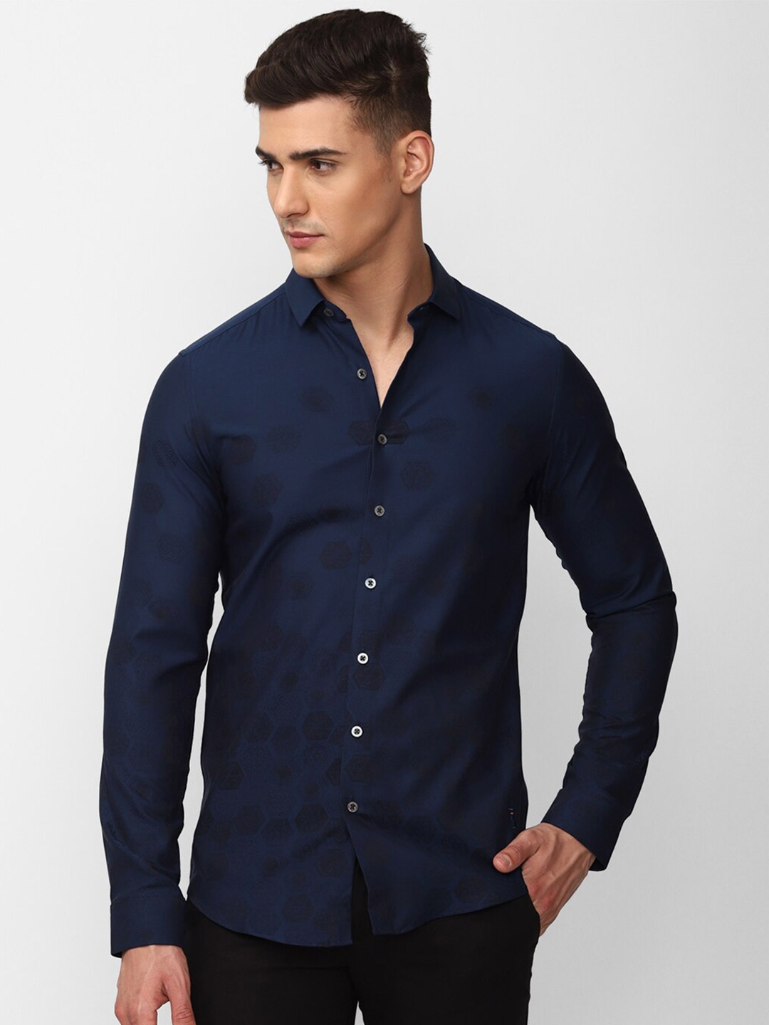 

SIMON CARTER LONDON Slim Fit Conversational Printed Pure Cotton Casual Shirt, Navy blue