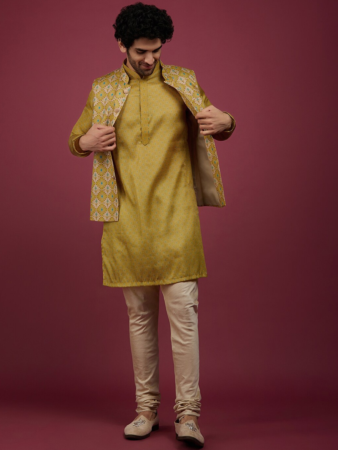 

KALKI Fashion Printed Mandarin Collar Pure Silk Kurta With Churidar & Jacket, Yellow