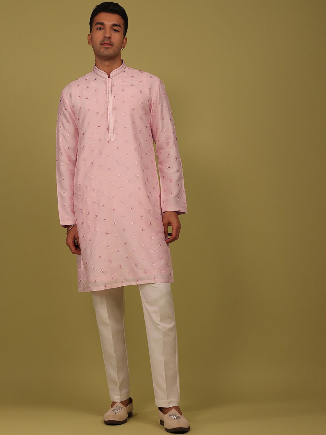 

KALKI Fashion Ethnic Motif Embroidered Mandarin Collar Sequinned Kurta With Pyjamas, Pink