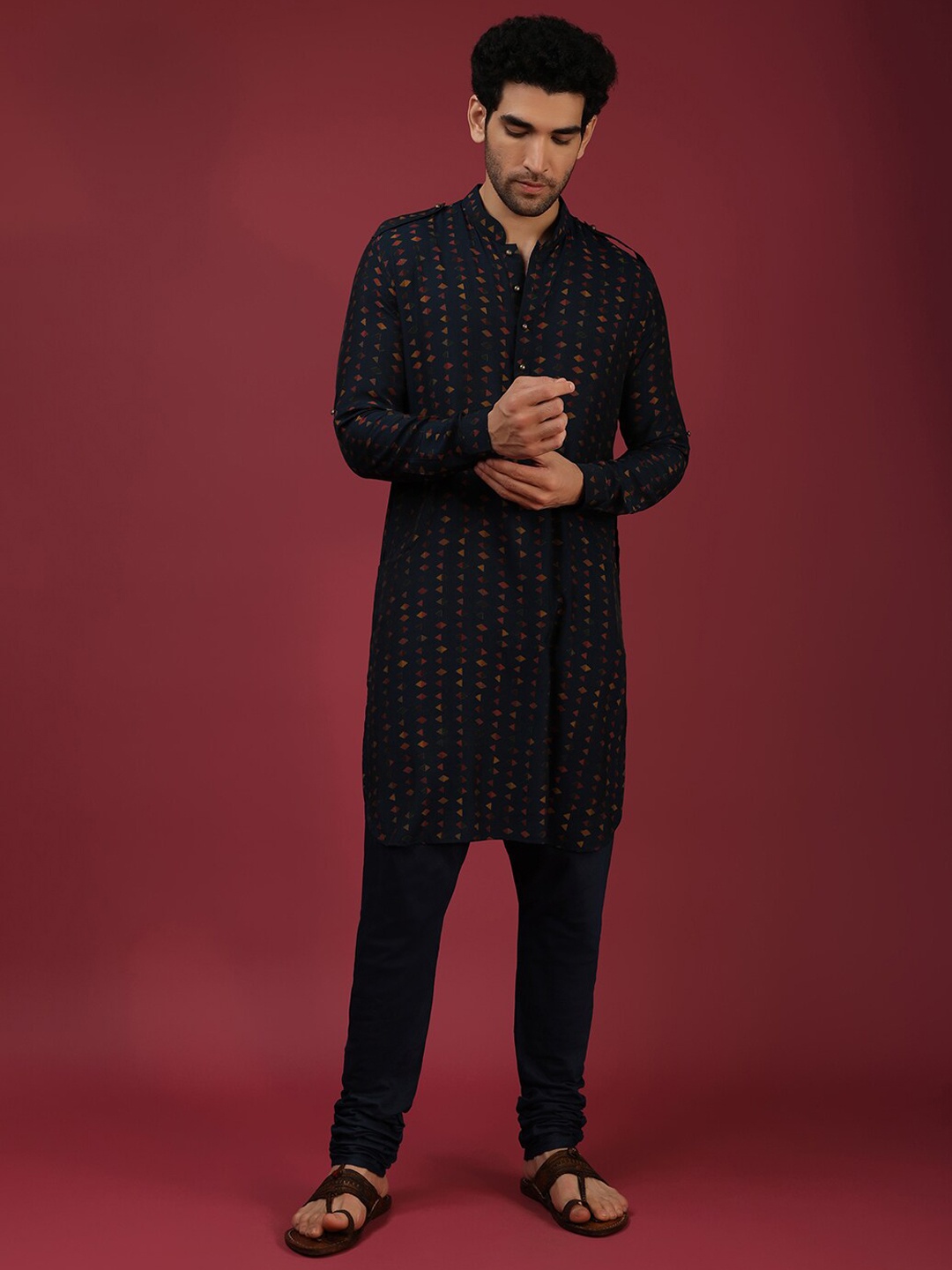 

KALKI Fashion Geometric Printed Mandarin Collar Kurta With Churidar & Jacket, Navy blue