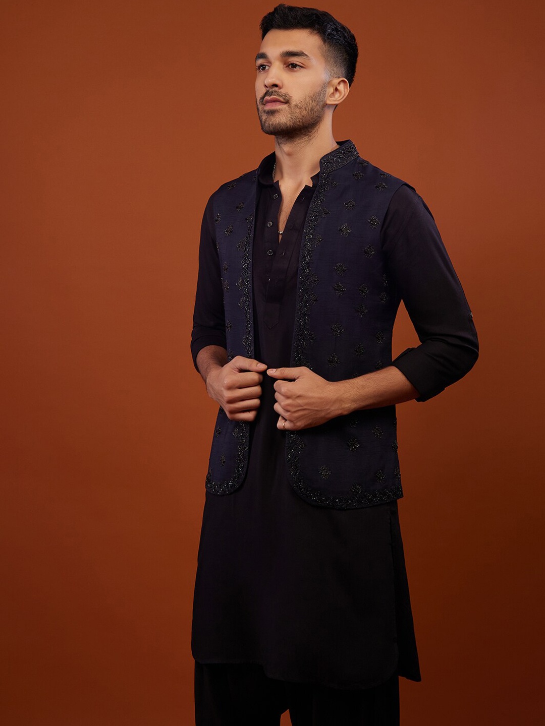 

KALKI Fashion Mandarin Collar Kurta With Trouser & Jacket, Black