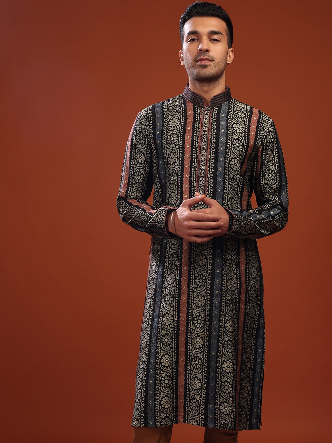 

KALKI Fashion Ethnic Motifs Printed Mandarin Collar Kurta with Churidar, Black
