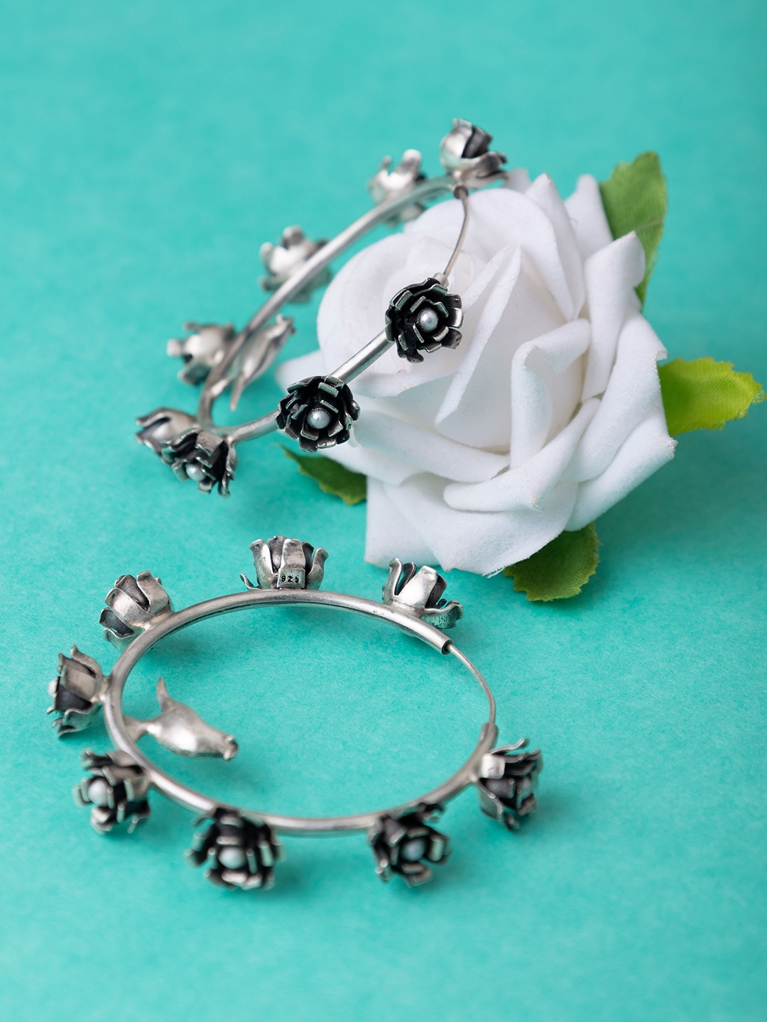 

Shyle 925 Sterling Silver Floral Hoop Earrings