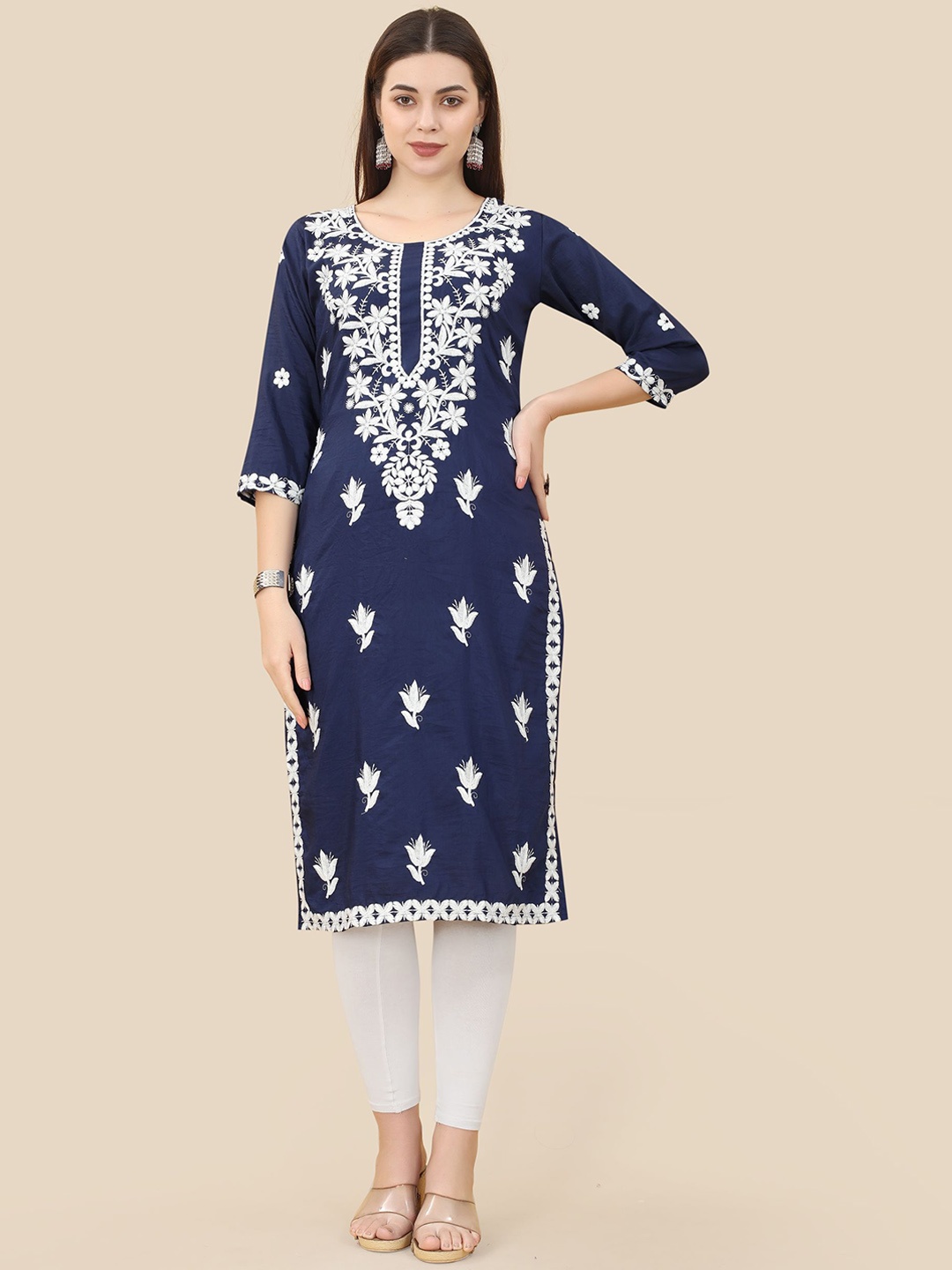 

VAIRAGEE Floral Embroidered Straight Kurta, Navy blue