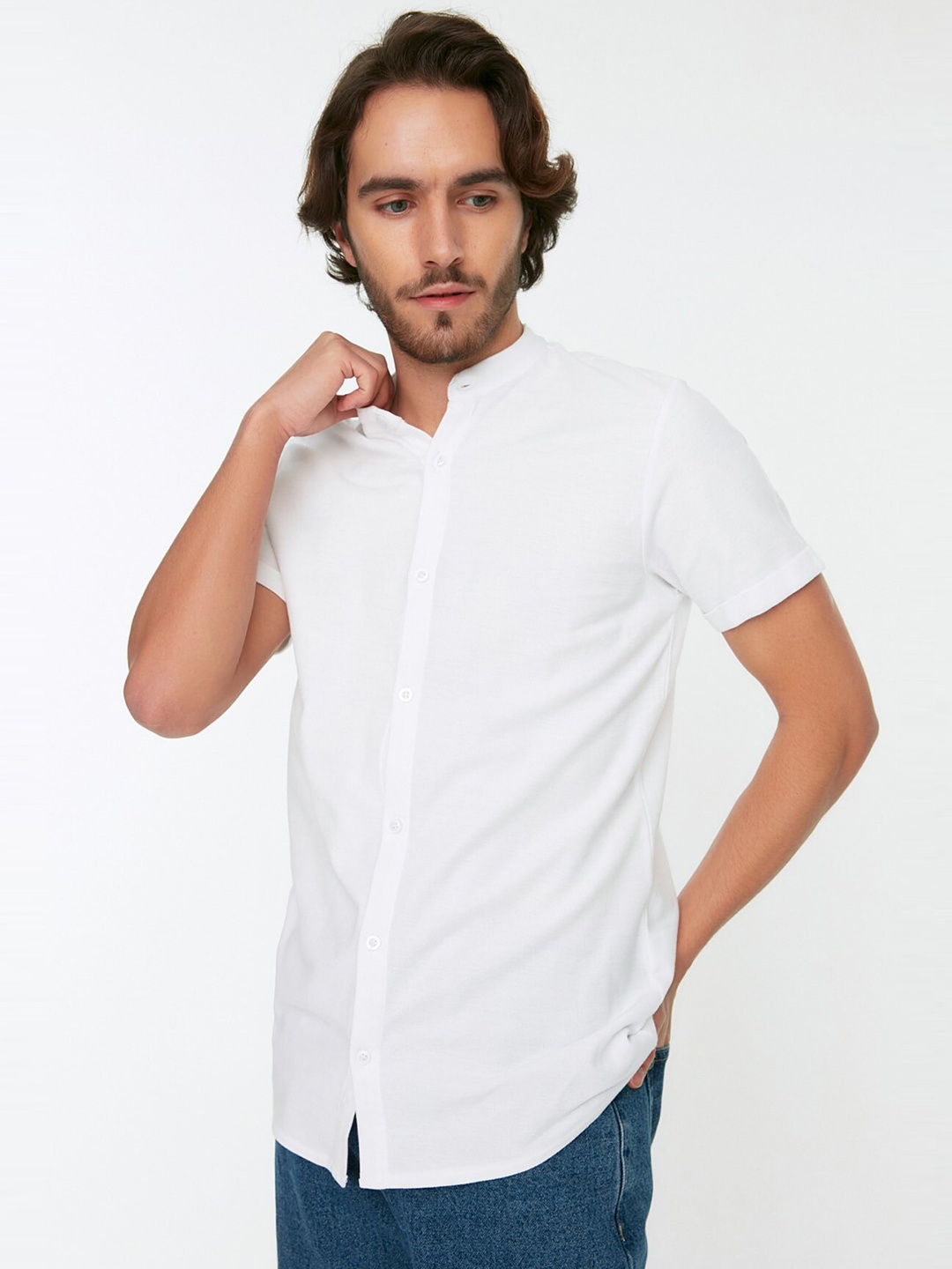 

Trendyol Mandarin Collar Short Sleeves Casual Shirt, White