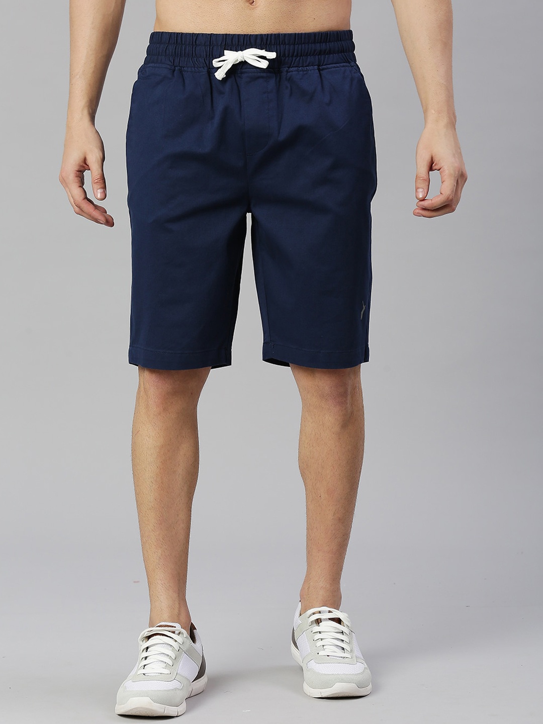 

Thomas Scott Men Mid-Rise Slim Fit Sports Shorts, Navy blue