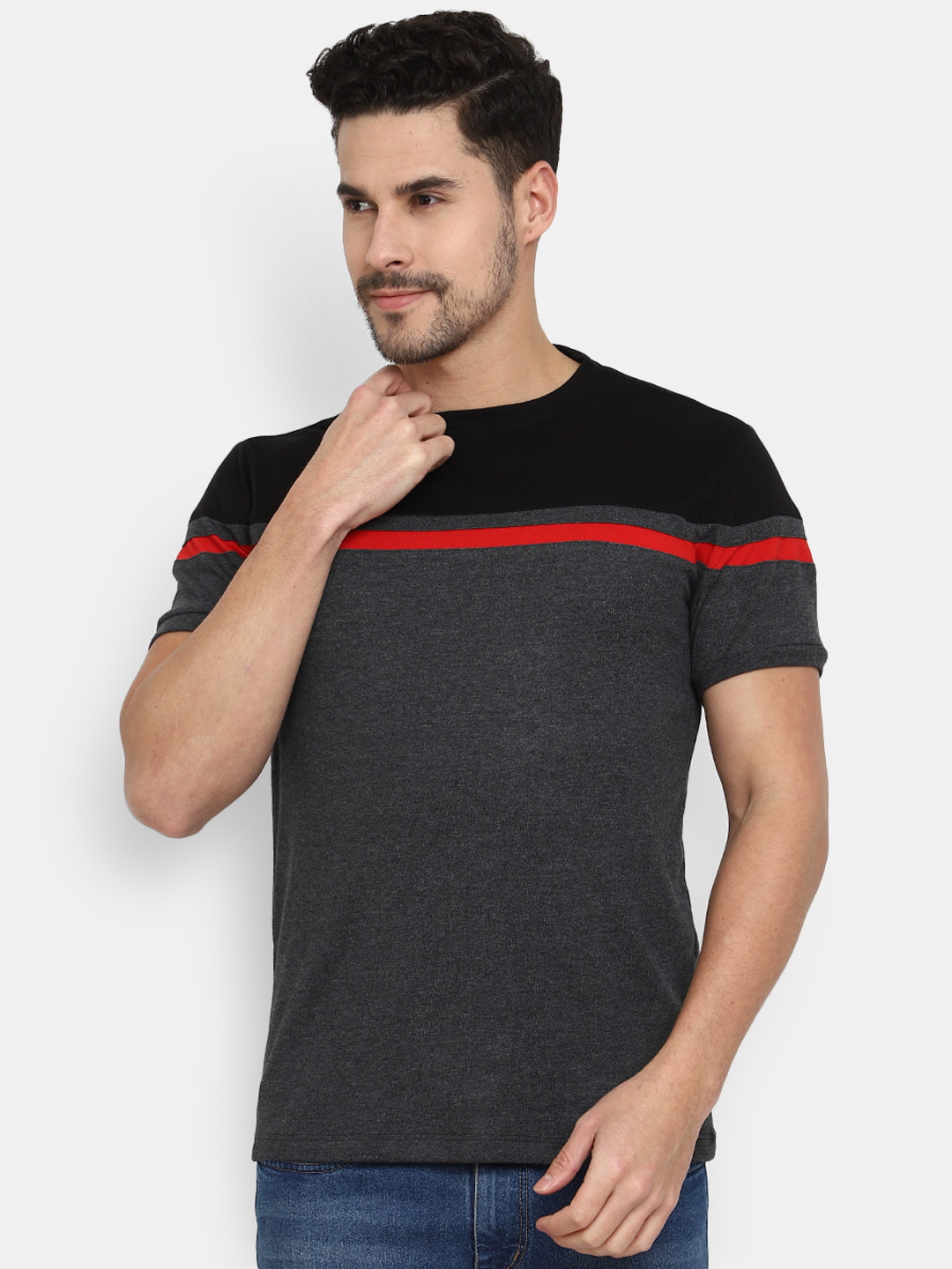 

V-Mart Typography Printed Slim Fit Casual T-shirt, Black