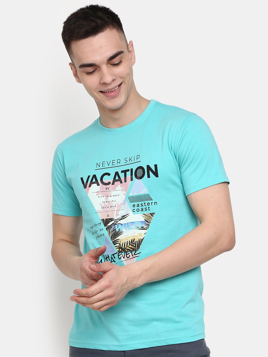 

V-Mart Tropical Printed Cotton Slim Fit T-shirt, Blue