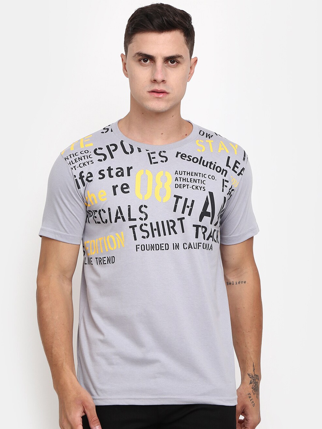 

V-Mart Typography Printed Cotton T-shirt, Grey