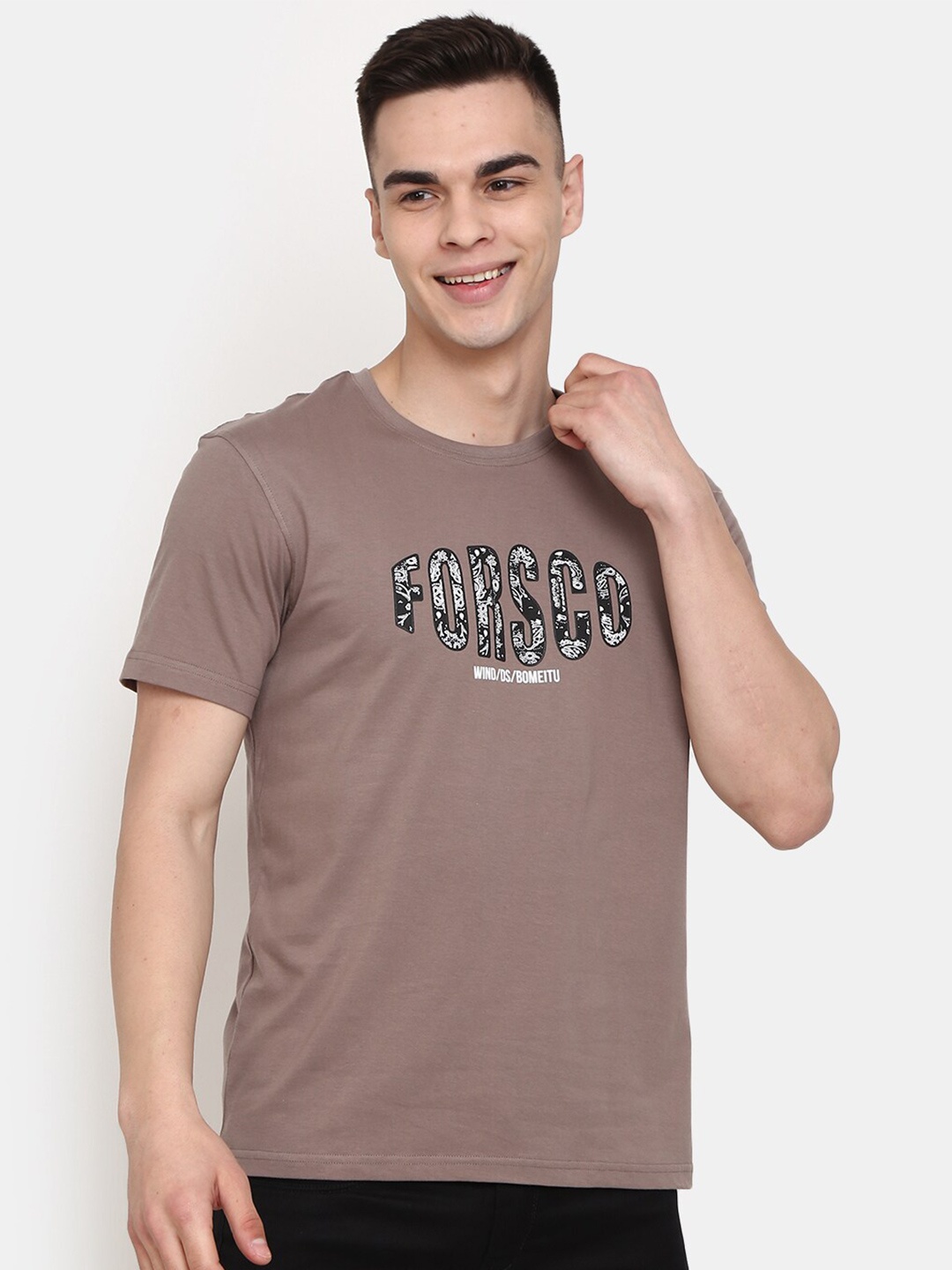

V-Mart Typography Printed Round Neck Slim Fit Cotton T-shirt, Brown