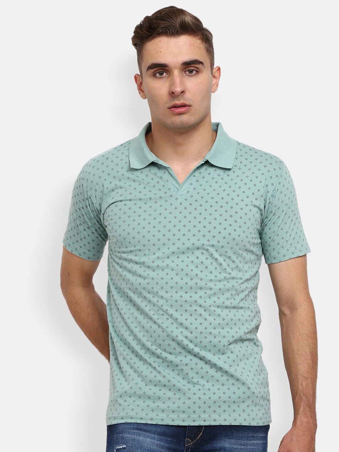

V-Mart Geometric Printed Polo Collar Slim Fit T-Shirt, Green
