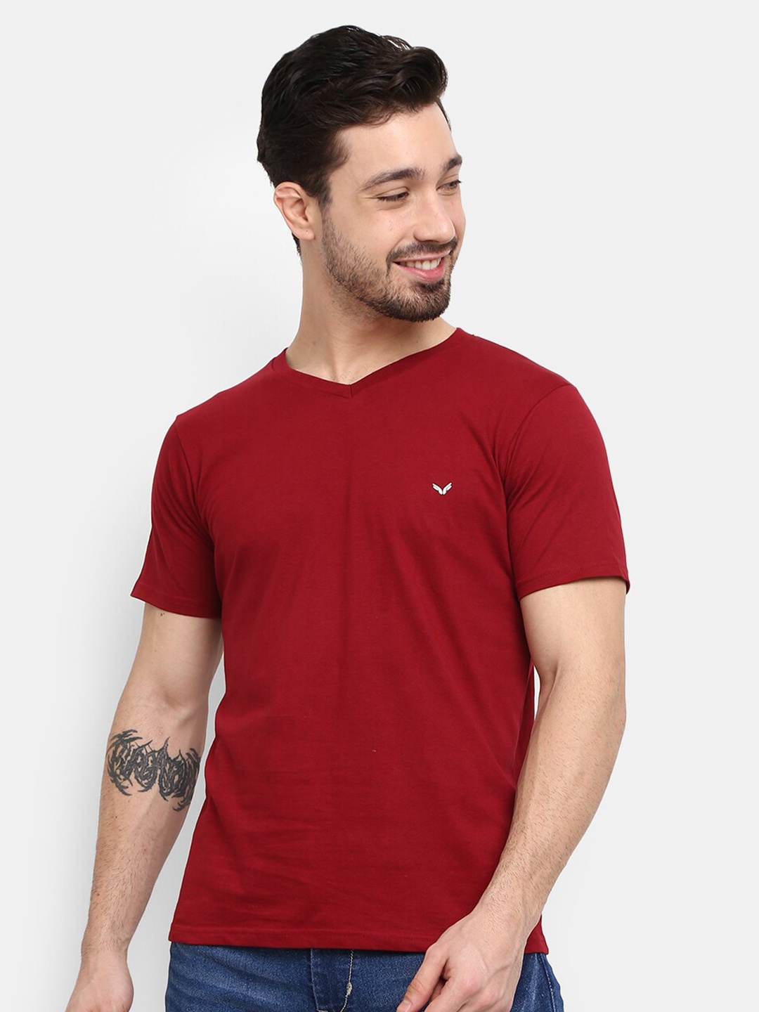 

V-Mart V-Neck Slim Fit Cotton T-shirt, Maroon