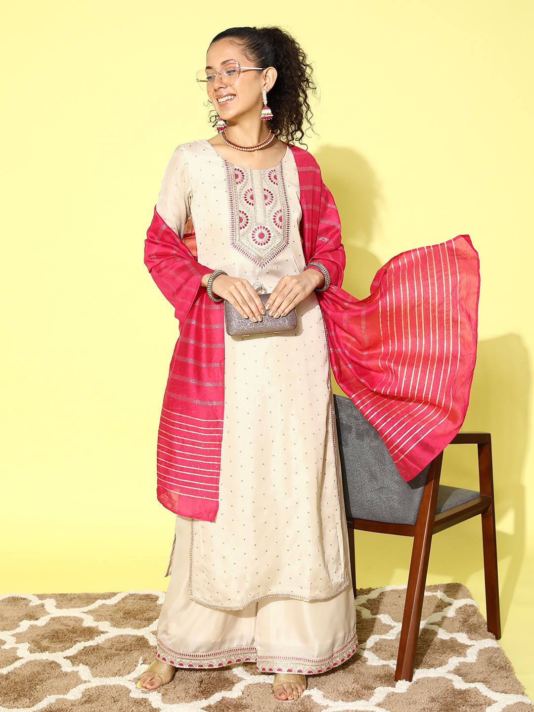 

SheWill Women Ethnic Motifs Embroidered Regular Kurta with Palazzos & With Dupatta, Cream