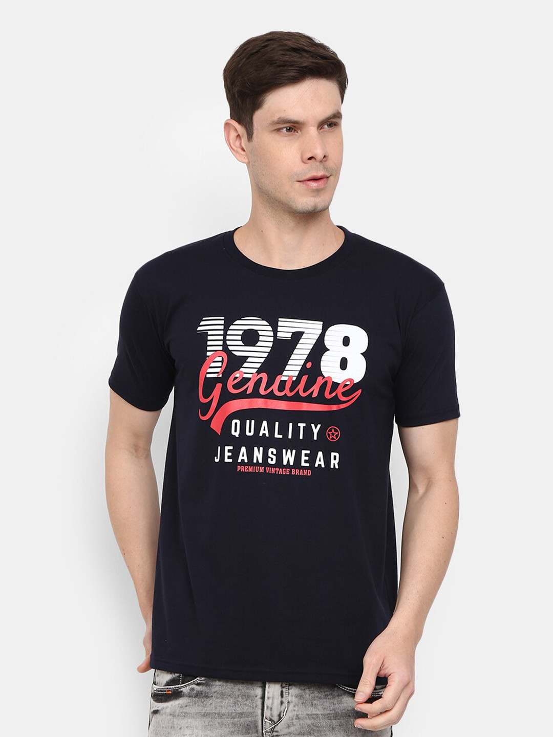 

V-Mart Typography Printed T-shirt, Navy blue