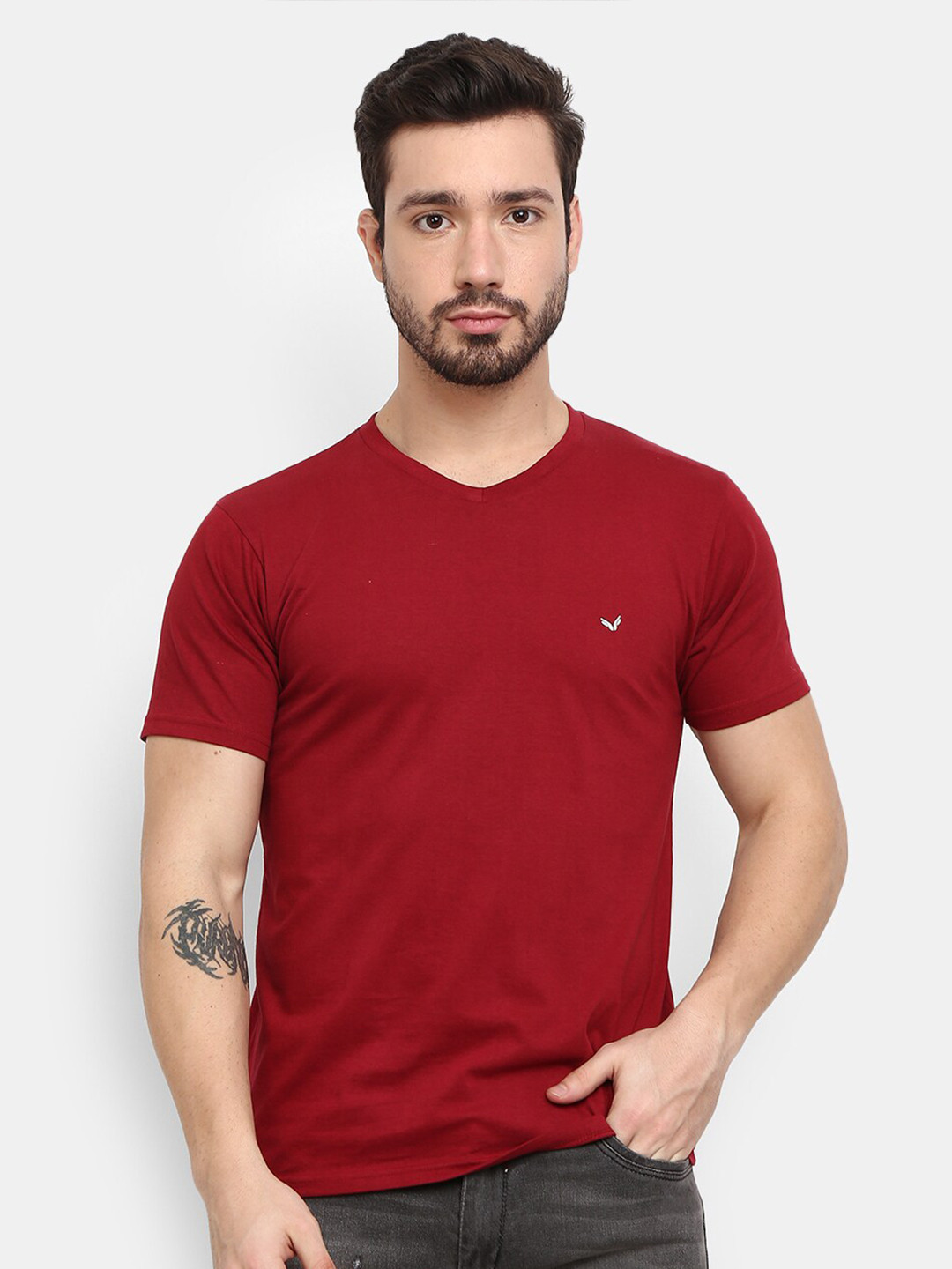 

V-Mart V-Neck Cotton Slim Fit T-shirt, Maroon
