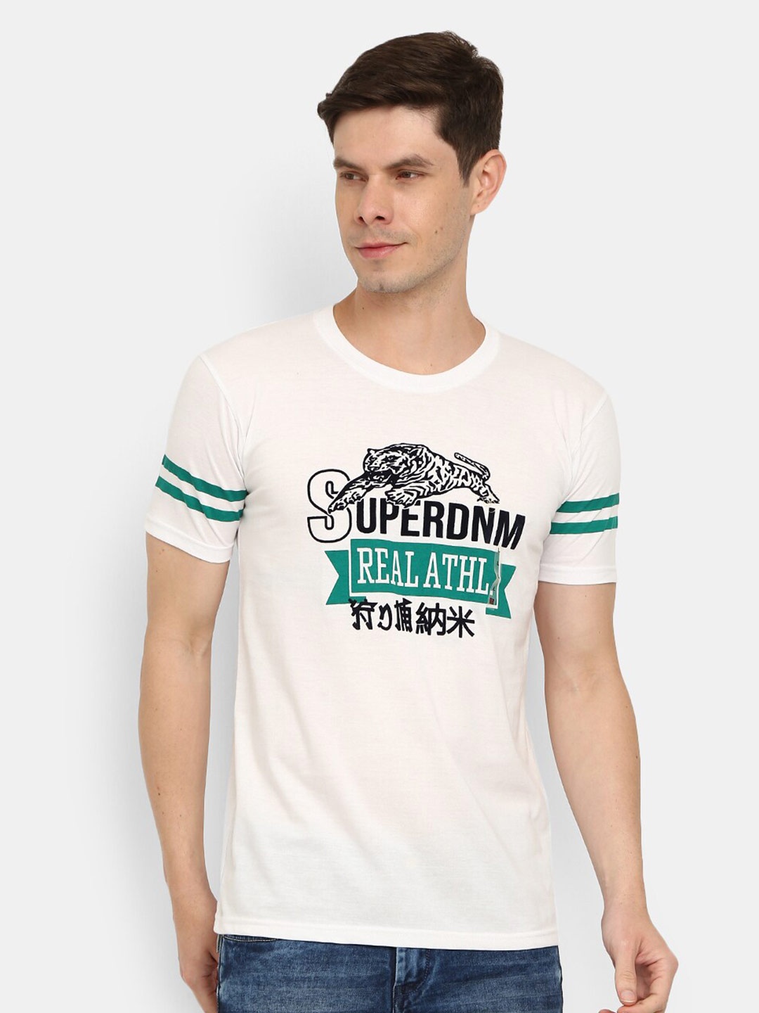 

V-Mart Typography Printed Cotton T-shirt, Off white
