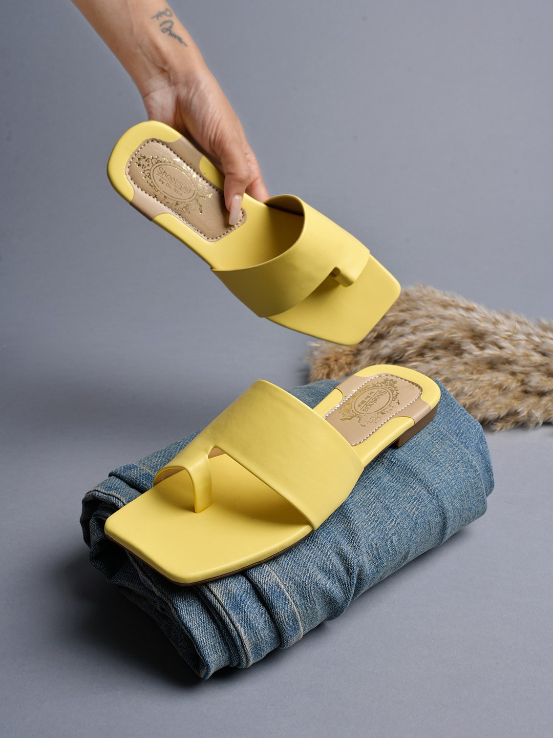 

Shoetopia Women One Toe Flats, Yellow
