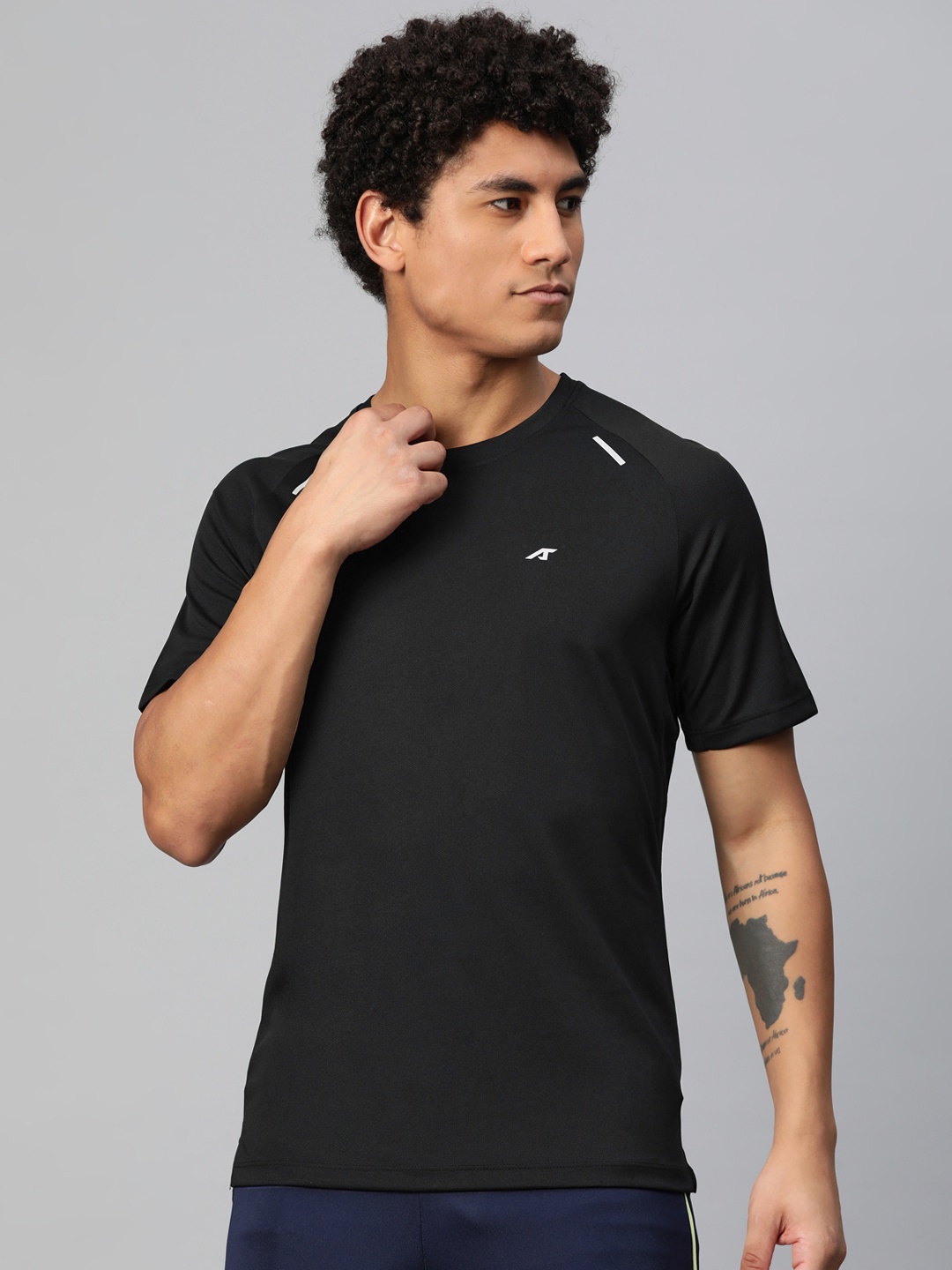 

Alcis Dry Tech Slim Fit T-shirt, Black