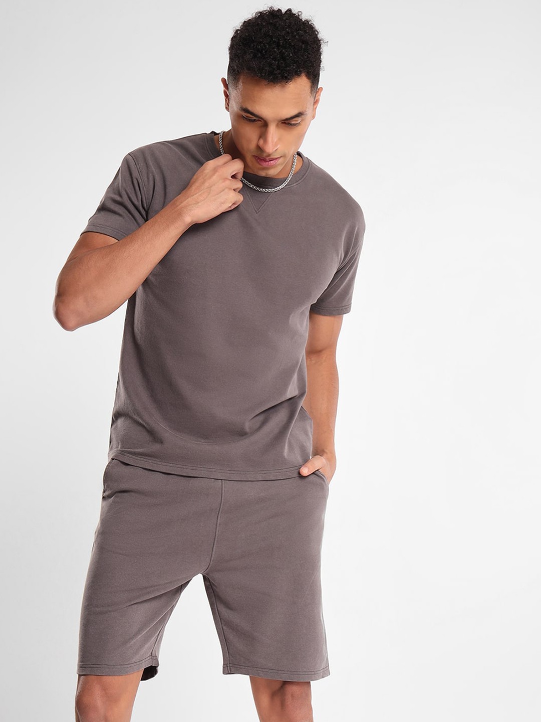 

NOBERO T-Shirt & Shorts Co-Ords, Grey