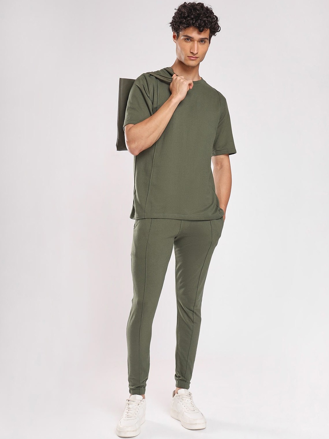 

NOBERO T-Shirt With Joggers Co-Ord, Green