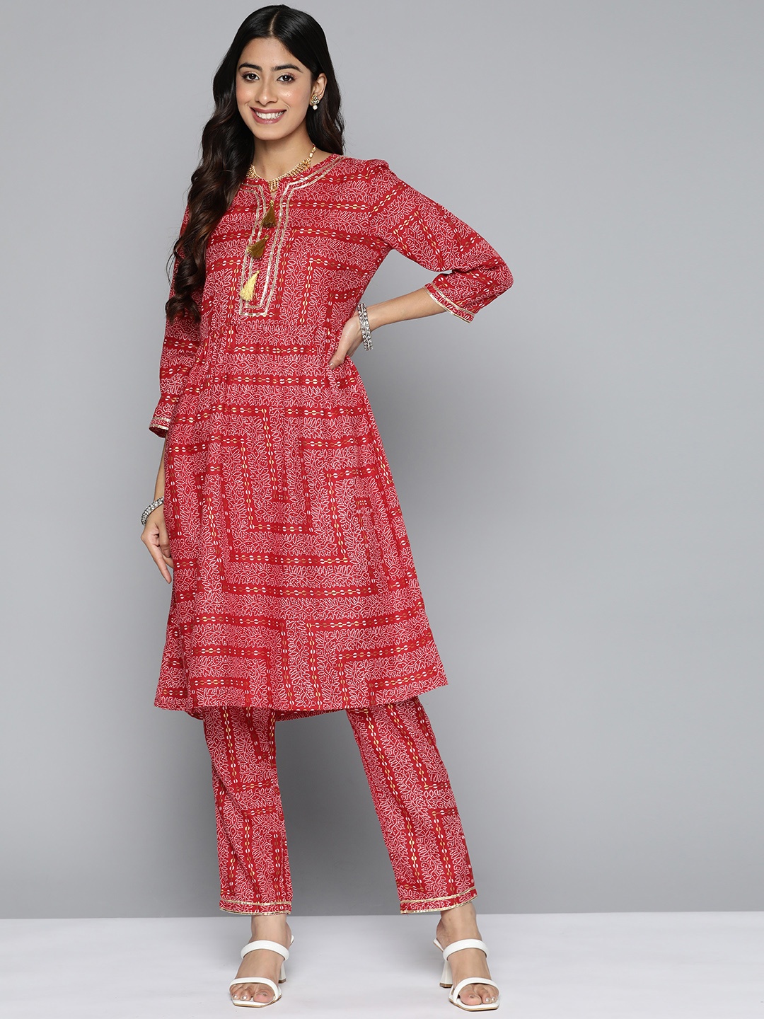 

HERE&NOW Printed Gotta Patti Kurta with Palazzos, Red