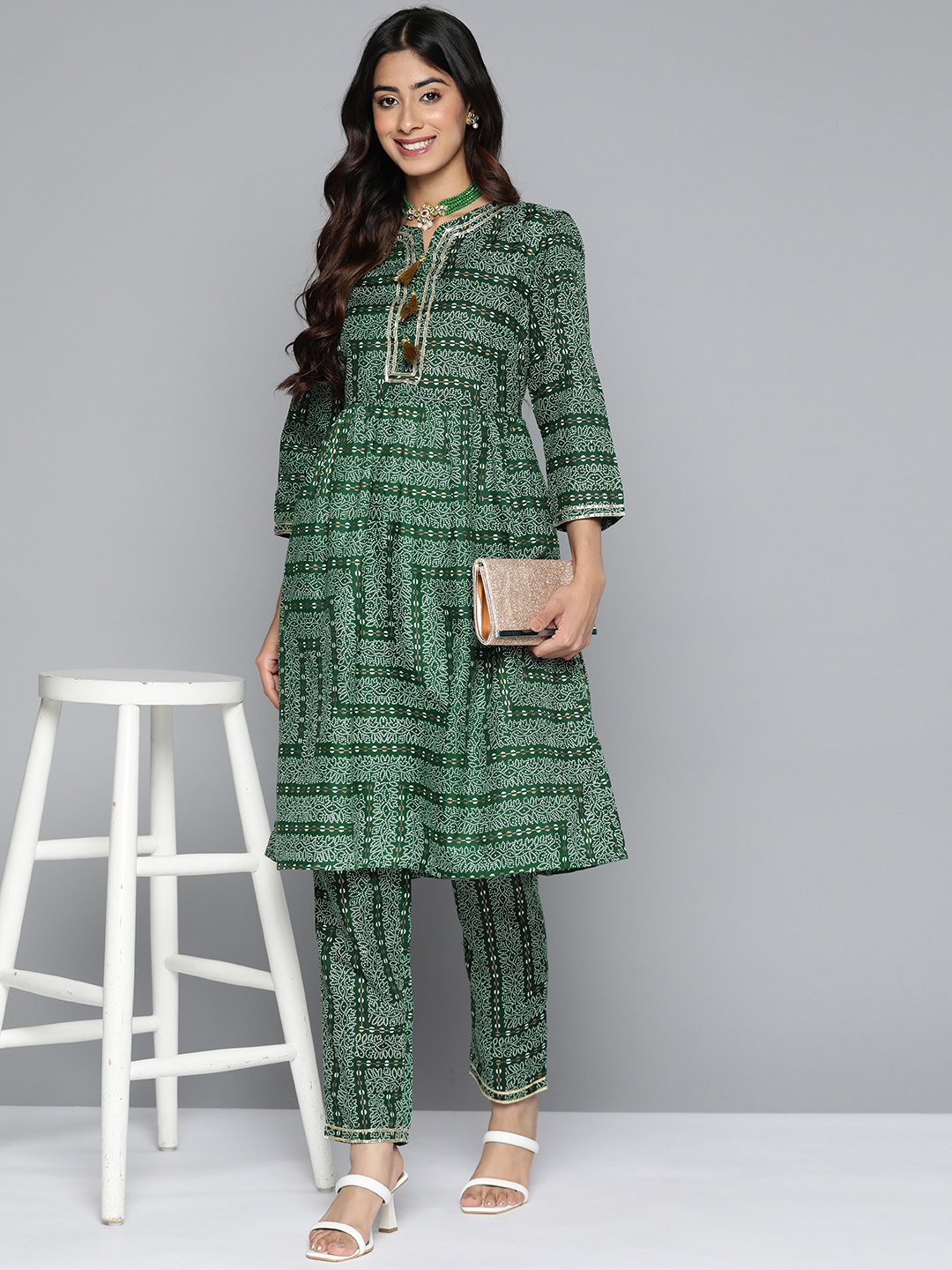 

HERE&NOW Printed Gotta Patti Kurta with Palazzos, Green