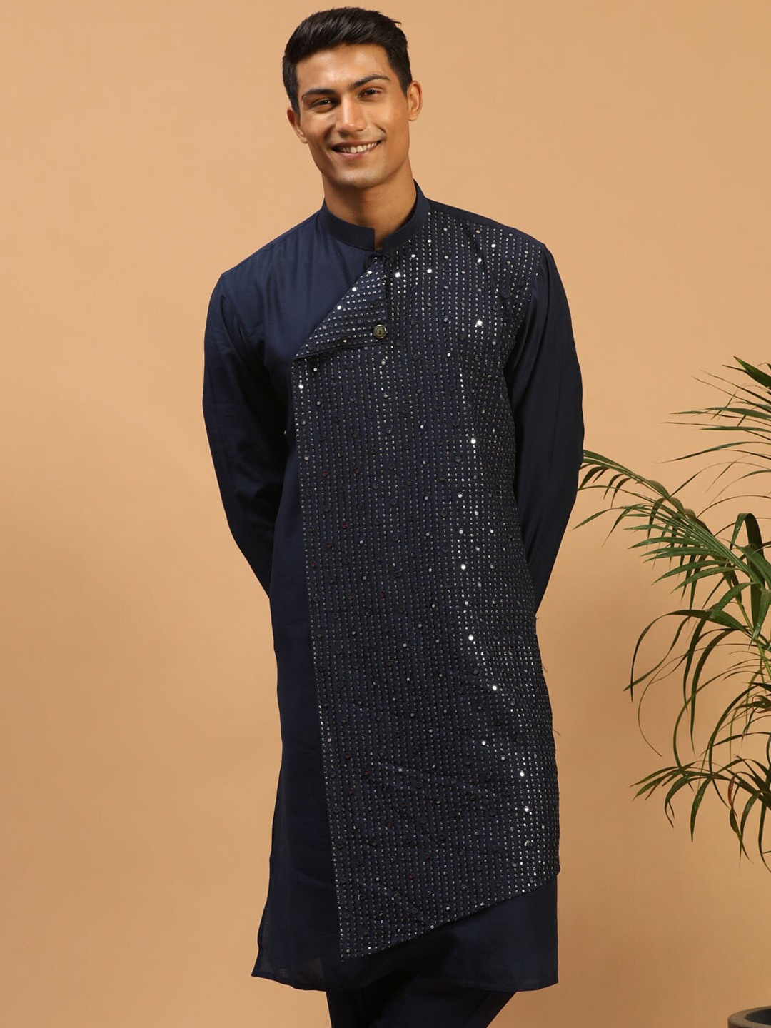 

VASTRAMAY Embellished Mandarin Collar Mirror Work Kurta, Navy blue