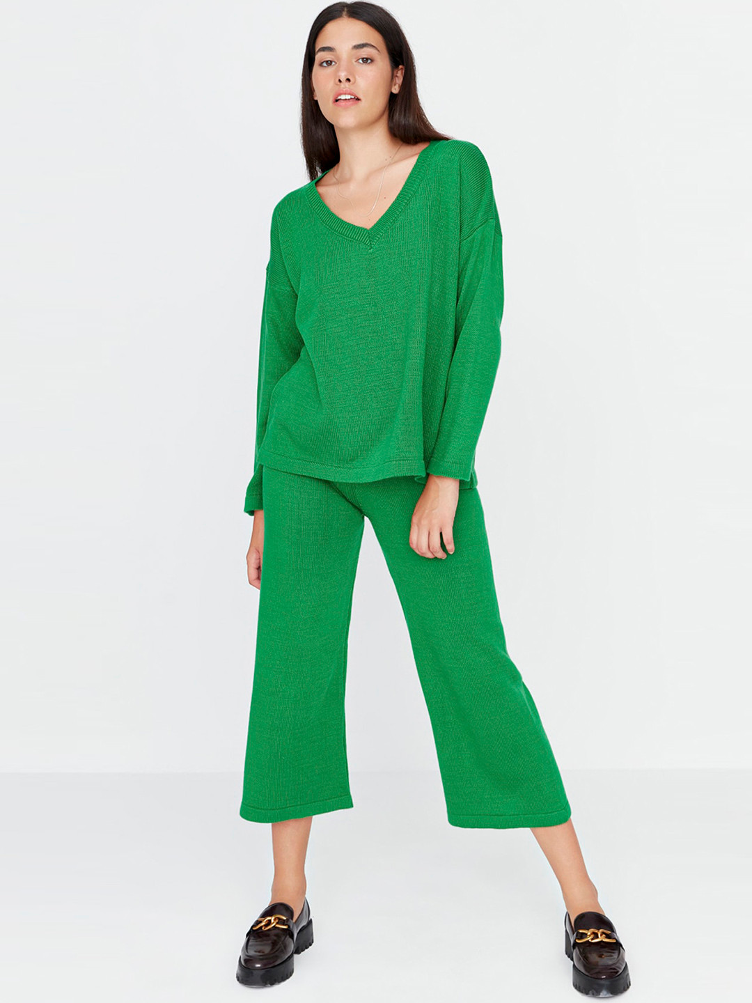 

Trendyol Ribbed Acrylic V-Neck Long Sleeves Top with Trousers Co-Ords, Green