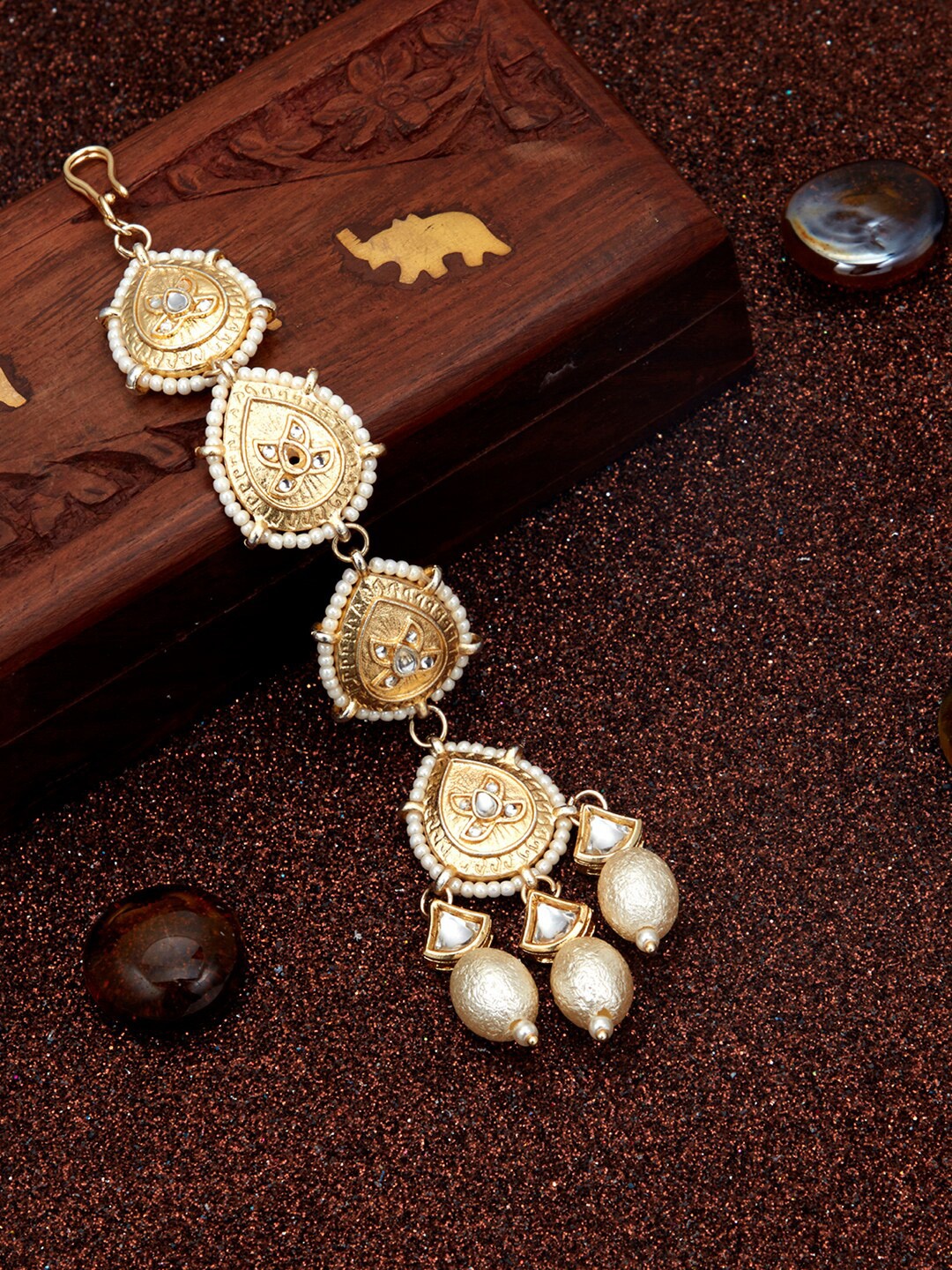 

Sukkhi Gold-Plated Kundan Studded Maang Tikka