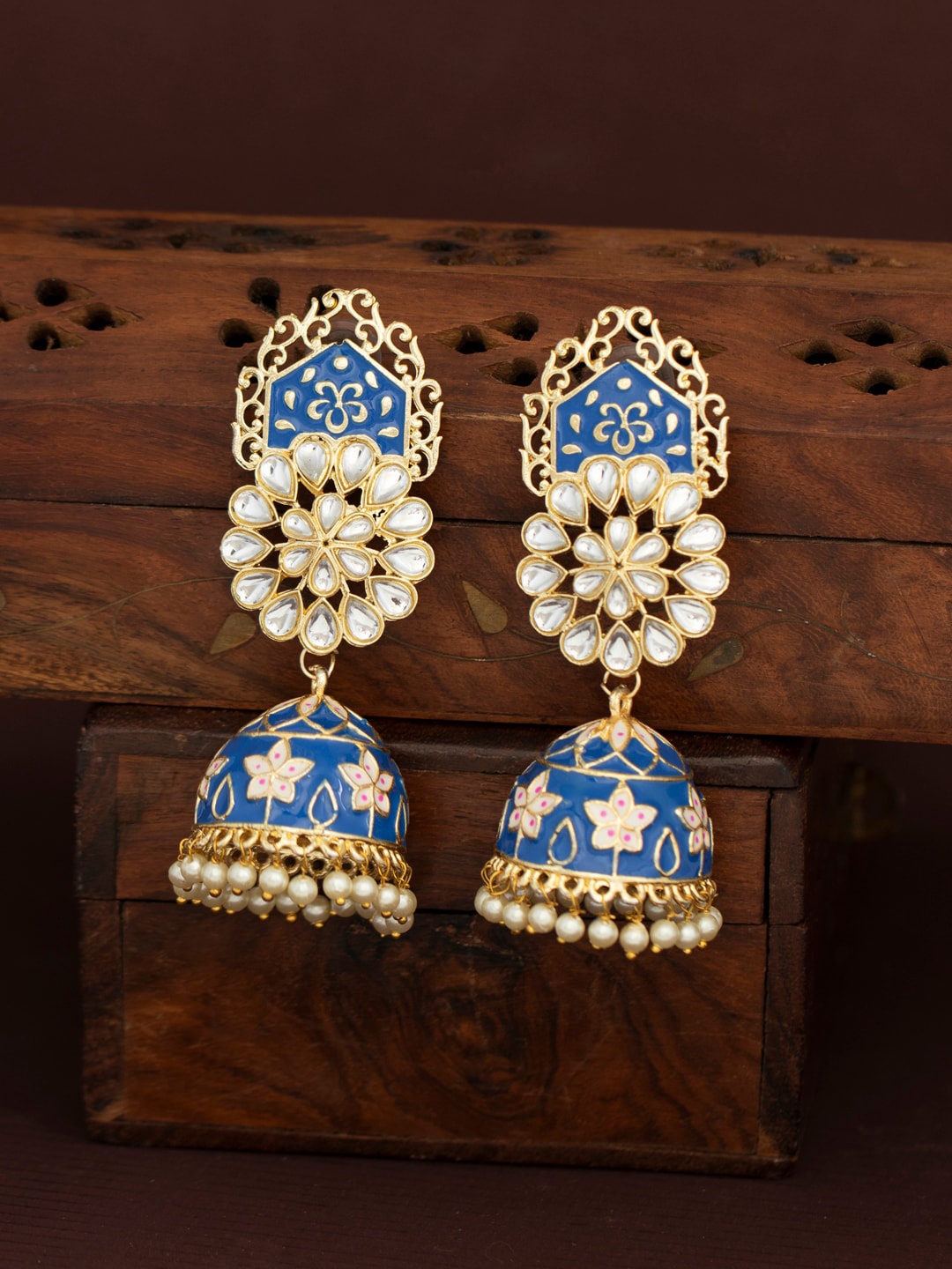 

Sukkhi Gold Plated Dome Shaped Kundan Meenakari Jhumkas